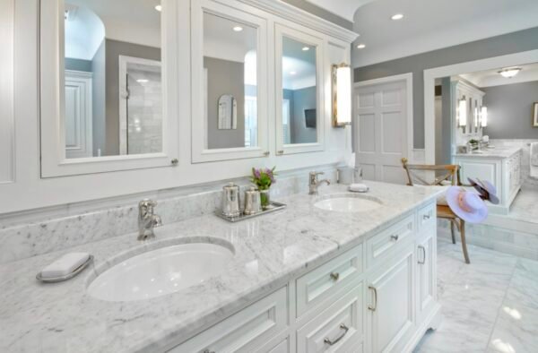 Classical white bath vanity  with mirror cabinet - Image 2