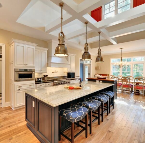 Custom Made Solid Wood Kitchen Cabinet