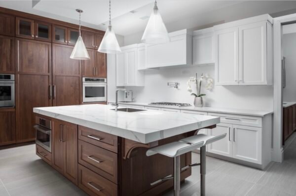 Transitional 2-color Kitchen Cabinet